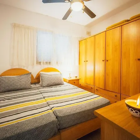 Bright 3-bed With Outdoor Dining Mellieha *